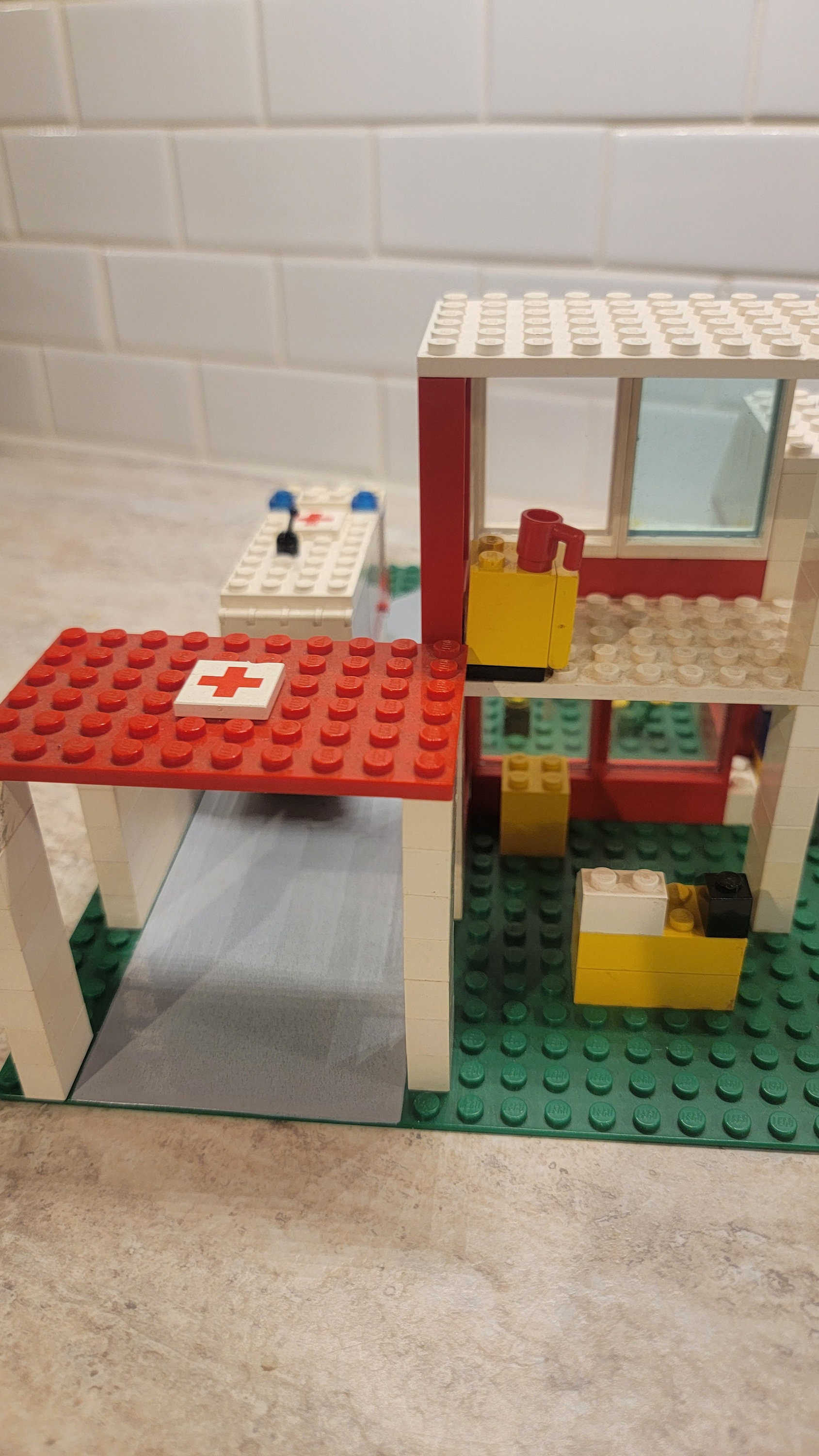 Vintage lego hospital hotsell