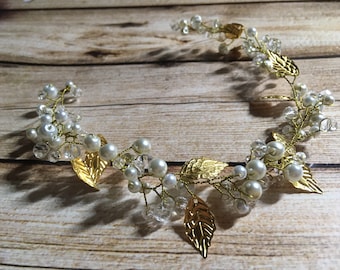 Crystal and Pearl hair vine, Leaf hair vine, Gold wedding hair accessories, Wedding hair vine, Bridal hair vine, Bridal hair accessories