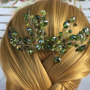 Emerald Wedding Hairpiece Emerald Bridal Hair Comb Green Crystal Hair Comb Emerald Wedding Hair Accessories Green Bridesmaid Headpiece Clip