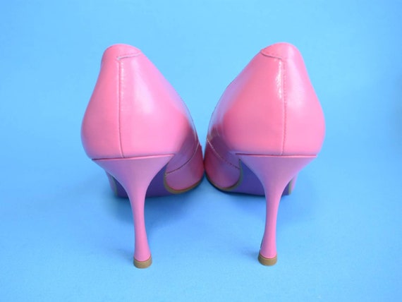 Suzanne Somers bubblegum pink pumps, 6M - image 8