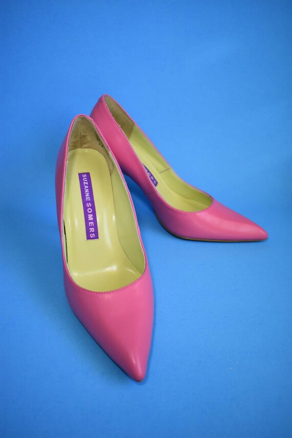 Suzanne Somers bubblegum pink pumps, 6M - image 10