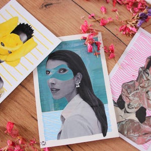 Arte de collage de papel original. Mini collages analógicos de retratos femeninos. Arte surrealista pop de colores luminosos, tamaño postal.