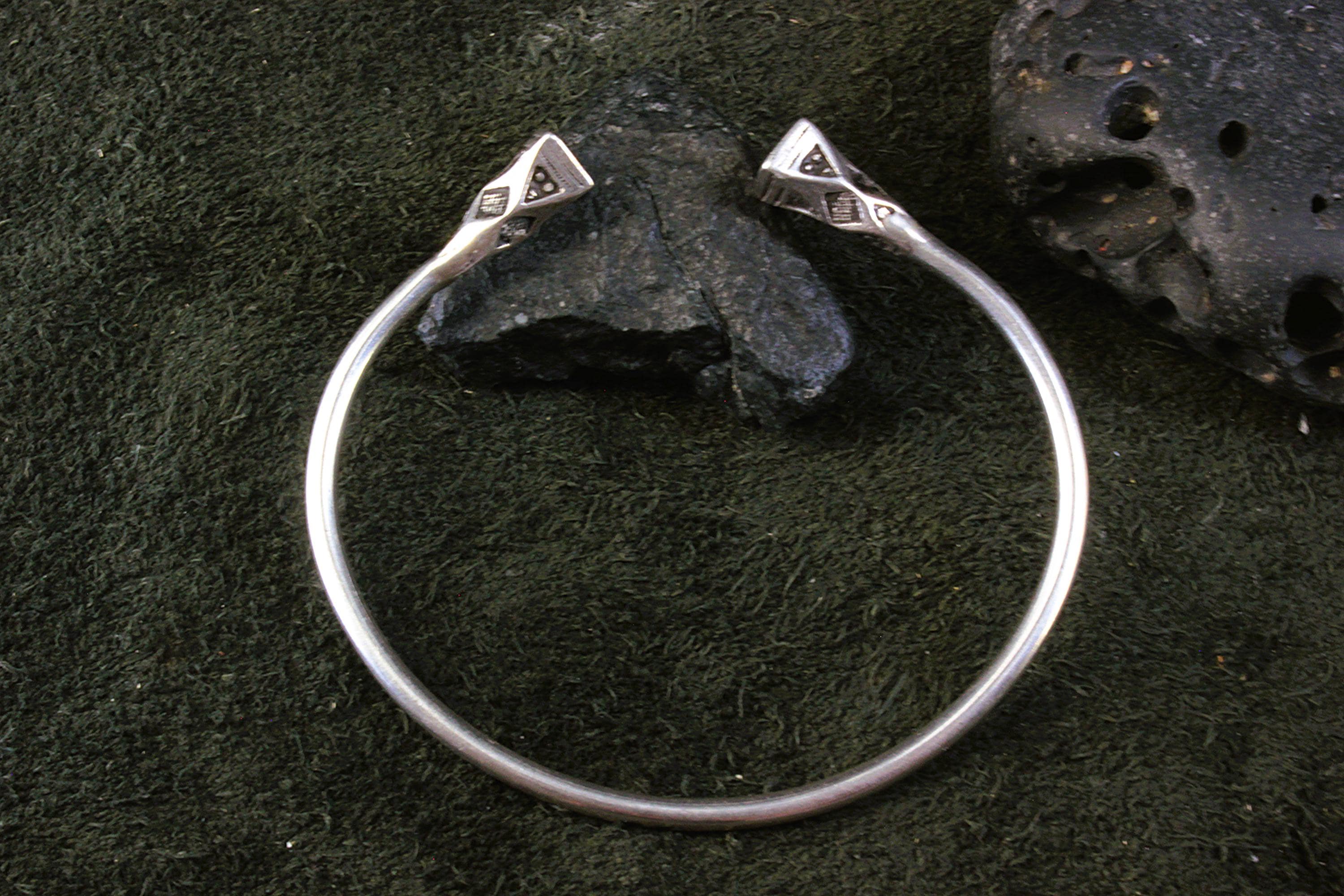 アクセサリー Touareg Silver BANGLE 25 ⵣ 925 Silver Touareg Bangle ⵣ - Etsy