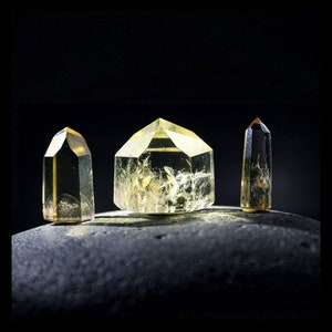 Rock crystal / yellow quartz image 1