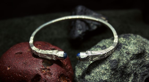 Bague Artisanale En Argent Massif 950 Vangovango De Madagascar - Modèle T55 Soa, Noir Et Argent