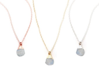 Dainty Moonstone Pendant Necklace, Birthstone Necklace, Raw Moonstone Necklace, Healing Crystal Necklace, Pendant Necklace, Gift for Her