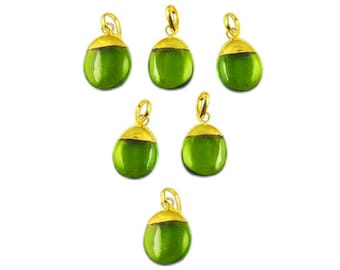 Colgante de peridoto, colgante grande de peridoto, colgante grande de peridoto de cristal liso bañado en oro, dije colgante con piedra de nacimiento de agosto