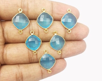 2 conectores de bisel de calcedonia azul claro, conectores de bisel chapados en oro con forma de cojín de 12 x 12 mm, doble asa
