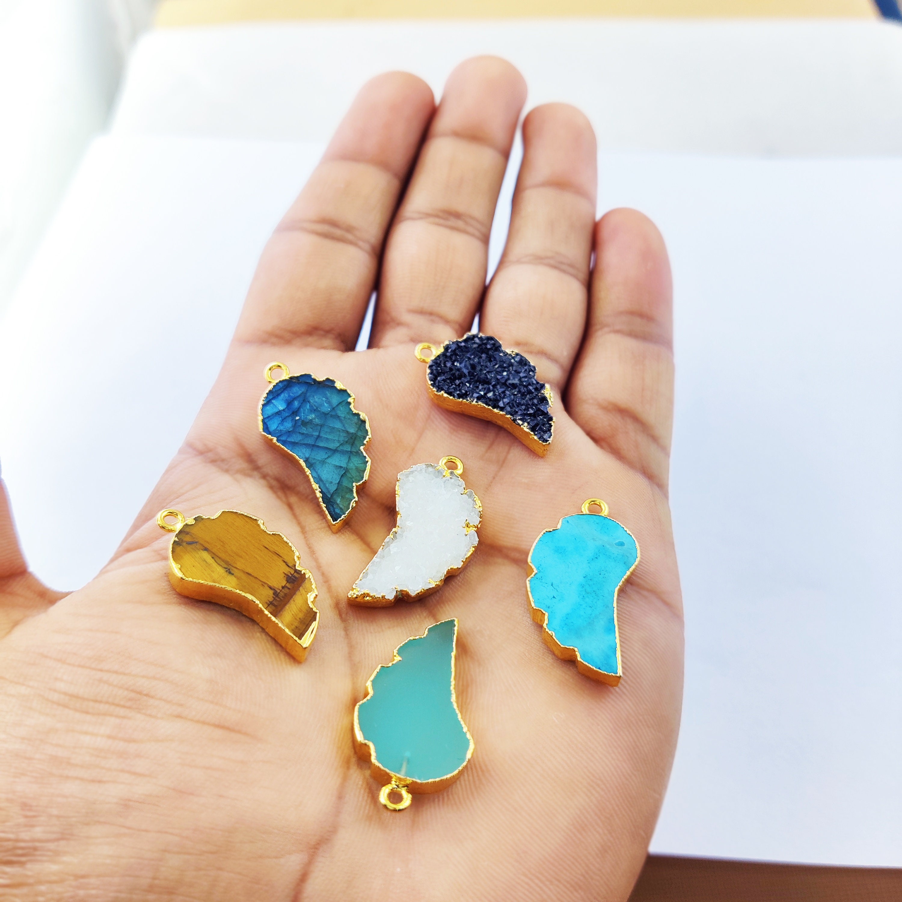 ネックレス・ペンダント wing bling 14k edel natural labradorite necklace Natural Labradorite Gemstone Wing Pendant Necklace, Blue