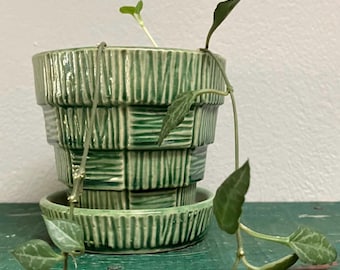 Vintage McCoy Planter: Green Basket Weave Plant Pot