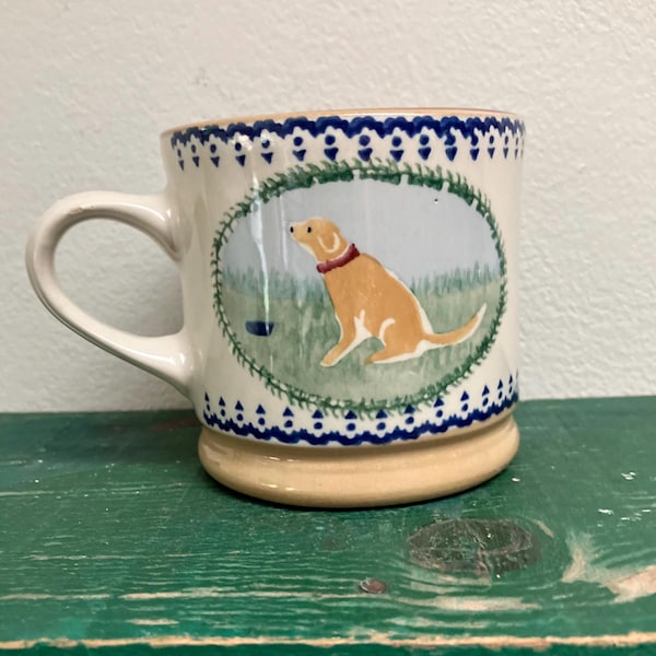 Nicholas Mosse Pottery Mug: Yellow Lab Dog