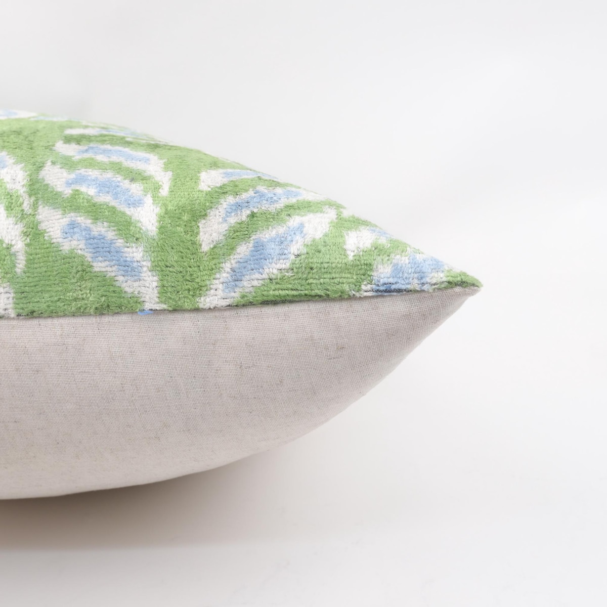 Green Velvet Ikat Pillow Cover, Leaf Patterned Cushion (20x20) - Etsy