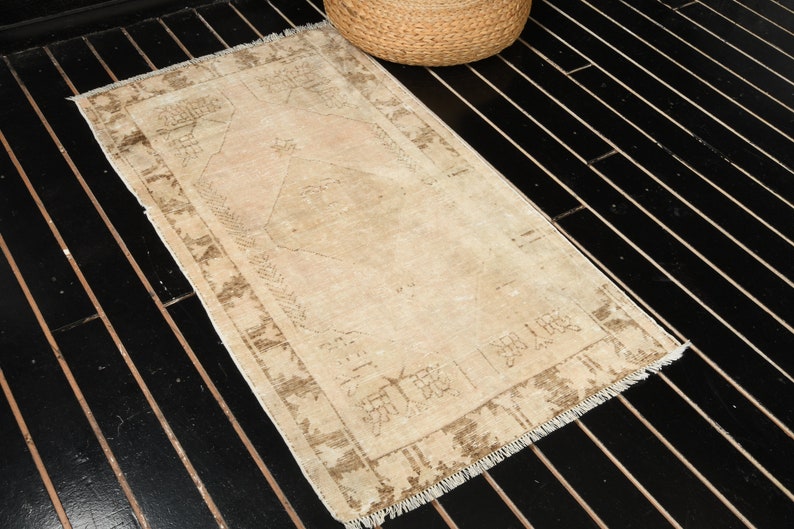 Home Decor Rug Decorative Area Rug 2.6 ft x 4.6 ft 77x137 cm Vintage Rug Turkish Carpet Rug Bohemian Carpet Kitchen Wool Rug
