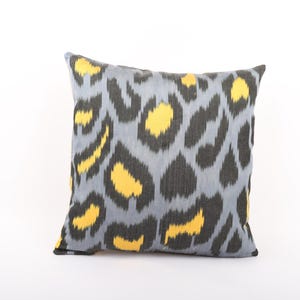 16x16 Decorative Silk Pillow, İkat Throw Pillow, Unique Lumbar Pillow, Silk Pillow Cover, Handmade Pillow, Geometric Pillow