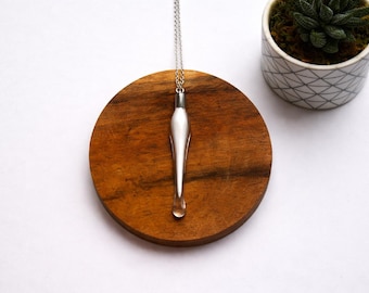 Handmade Cremation Necklace – Glass Ash Keepsake Pendant – Memorial Jewelry for ashes or funeral flowers