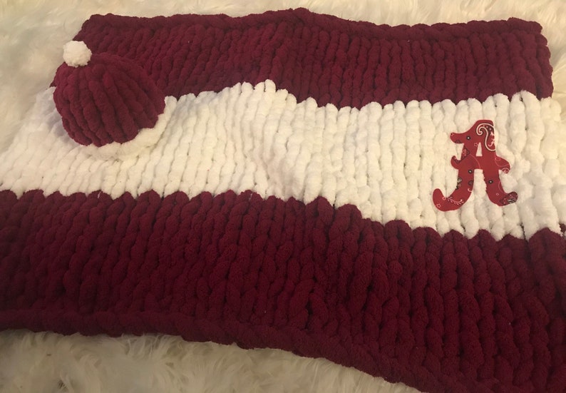 Throw Bedding Blankets Chunky Yarn Chunky Knit Handmade Alabama Blanket with Matching Beanie Chenille Yarn Vegan Yarn Crib Ensemble