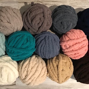 New Colors! 41 COLORS AVAILABLE, Chunky yarn, Arm Knitting Yarn, Chunky Chenille Yarn, Chunky Vegan Yarn, Chunky  Knit, Black Yarn