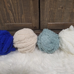 Chenille Yarn Giant Puffy Plush Yarn for Arm Knitting Finger