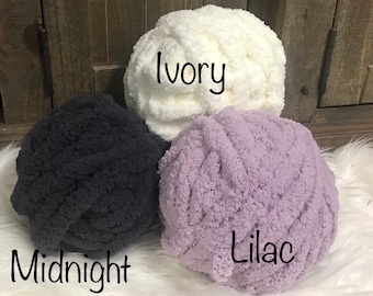 New Color! Lilac Chunky Yarn, 45 COLORS AVAILABLE, Chunky yarn, Arm Knitting Yarn, Chunky Chenille Yarn, Chunky Vegan Yarn, Chunky  Knit,