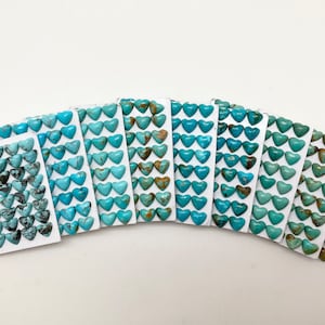 8 mm CORAÇÃO - Cabochões Kingman Turquesa Calibrados - Vendidos Individualmente - Vendidos por Cartão - Estabilizados, Cor Natural