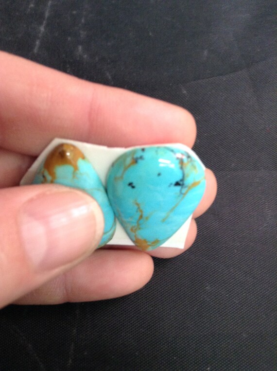 Kingman Turquoise Tear drop cabochon/Matching cabochon/Matching cabochon/Matching boucle d’oreille ensemble/Arizona turquoise/non soutenu/39,5 carats/TCFF66 45c311 Kingman Turquoise Tear drop cabochon/Matching cabochon/Matching cabochon/Matching boucle d’oreille ensemble/Arizona turquoise/non soutenu/39,5 carats/TCFF66 45c311