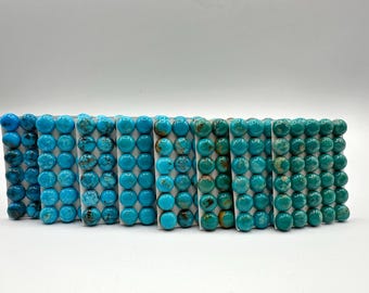Cabochon calibrati in turchese Kingman da 10 mm - Venduti singolarmente - Venduti in cartoncino intero - Colore naturale stabilizzato