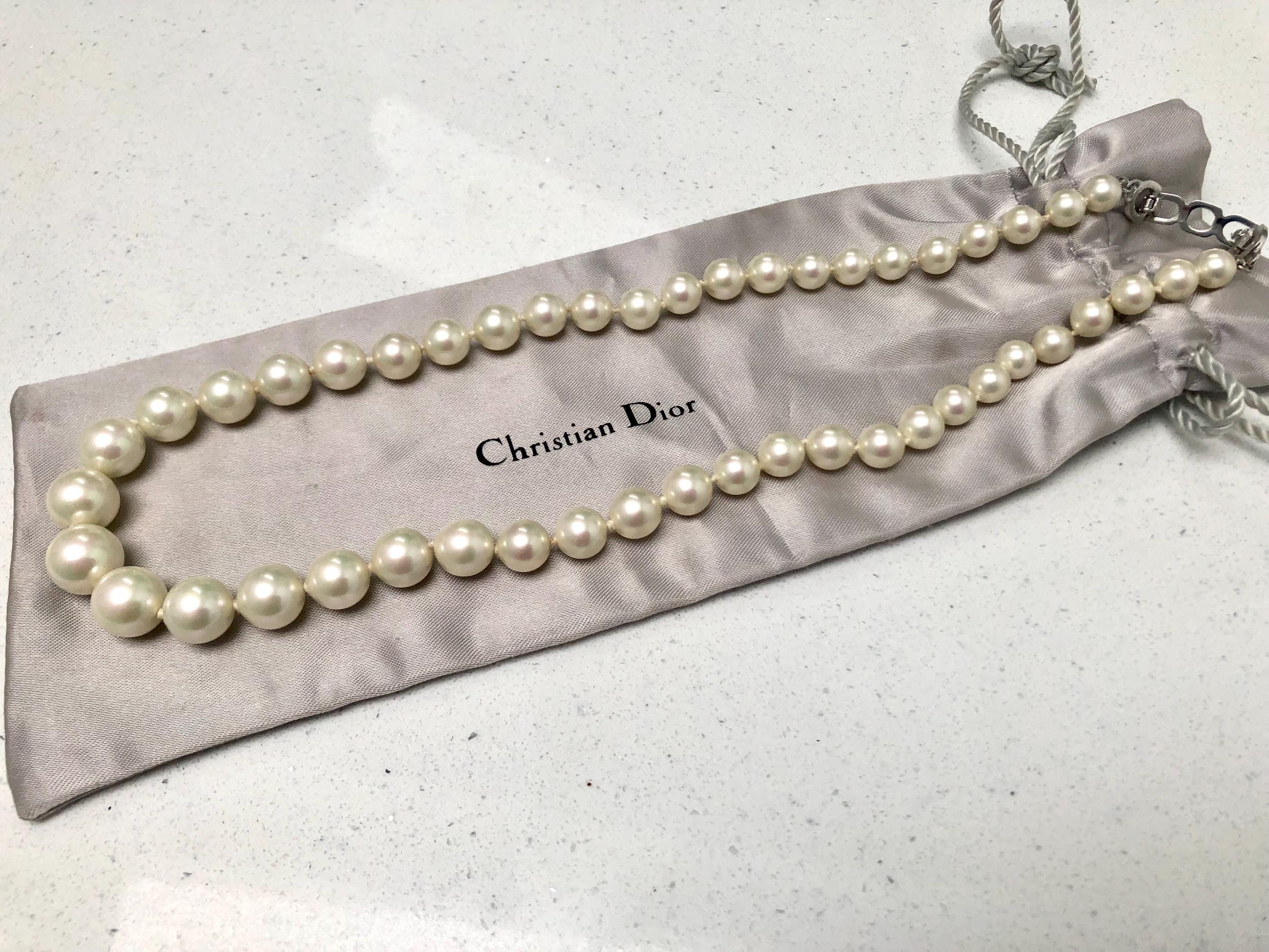 Christian Dior ネックレス パール クリスタル Vintage Christian Dior Glass Pearl Designer Necklace With CD Pouch