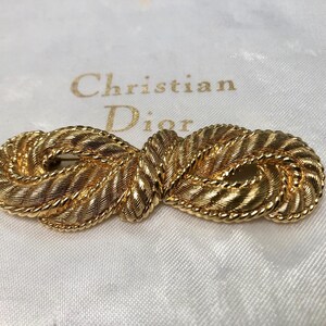 クリスチャンディオール　ブローチ ゴールド　ヴィンテージ Dior（ディオール）ブローチ／ヴィンテージ・コスチューム
