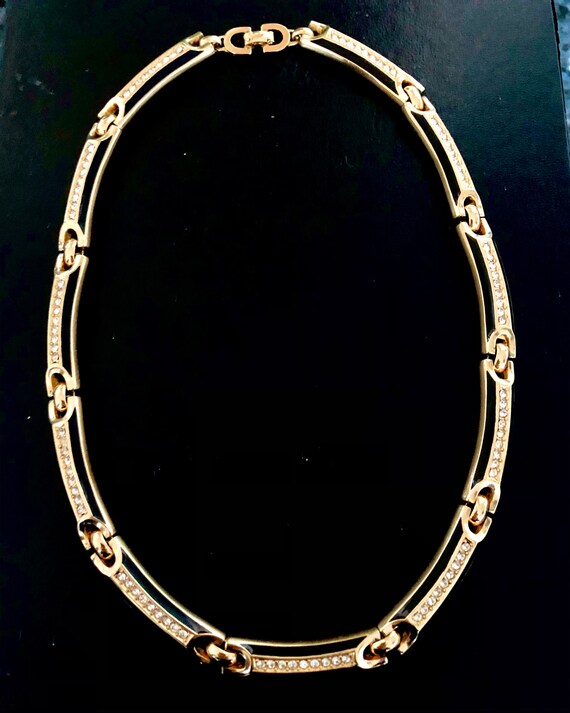 clé dior choker