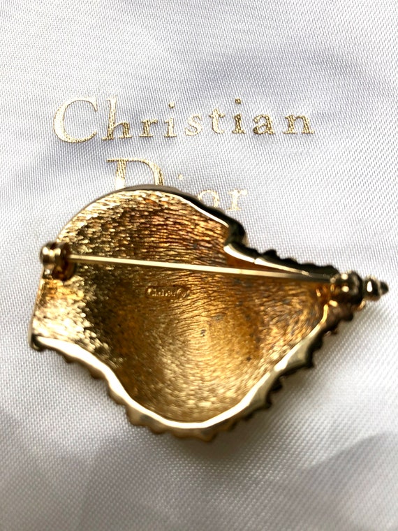 Vintage Christian Dior Sea Shell Gold Plated Brooch w… Gem