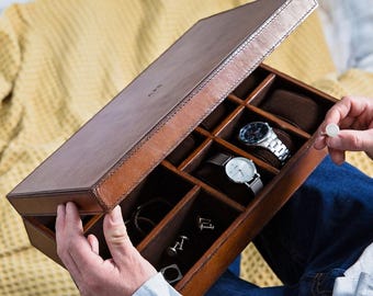 Gepersonaliseerde lederen horloge- en sieradendoos - lichtbruine leren opbergdoos - 3e huwelijksverjaardag - pensioencadeau - verlovingscadeau