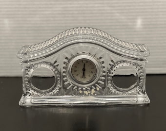 Fifth Avenue Crystal Clock