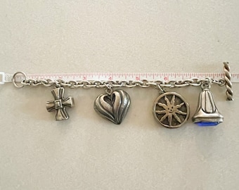 Pulsera vintage francesa con dijes
