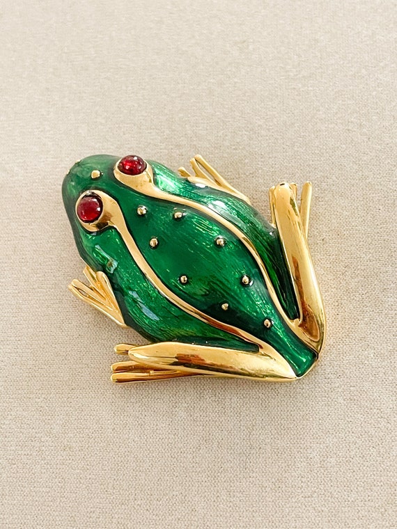 vintage large frog pin Gem