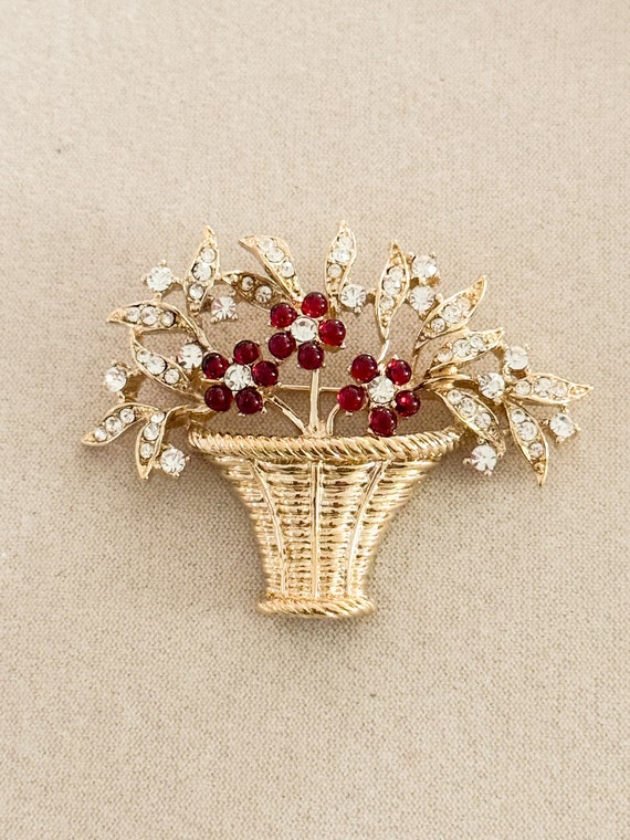 Trifari Flower Basket Pin