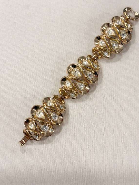 Trifari Vintage Rhinestone Pear Swirl Bracelet
