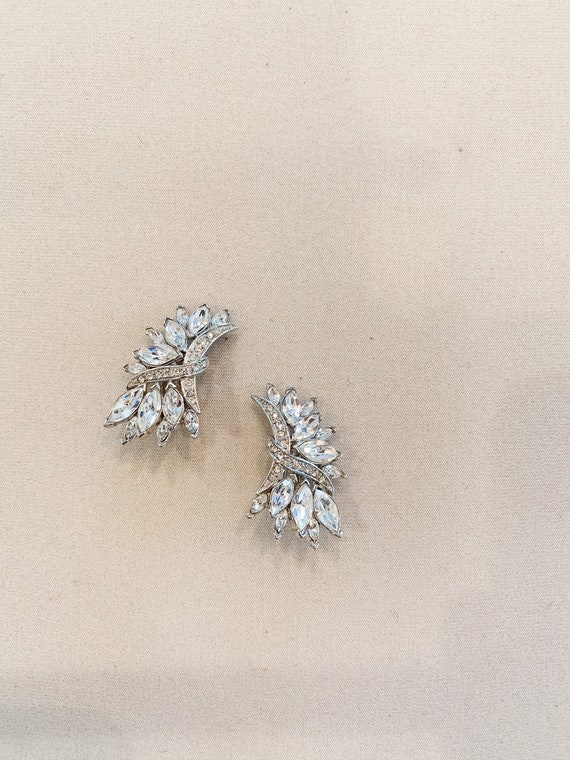 Trifari Vintage Marquise Rhinestones Clip Earrings - image 1