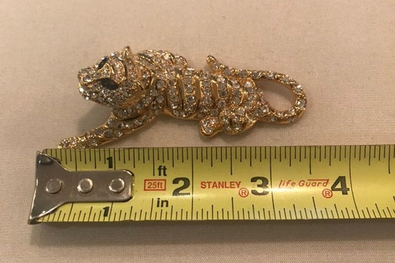 Trifari Vintage Leopard Pave Rhinestone Pin circa… - image 9