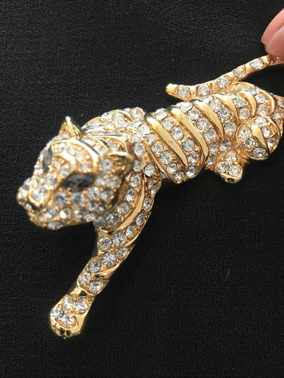 Trifari Vintage Leopard Pave Rhinestone Pin circa… - image 1