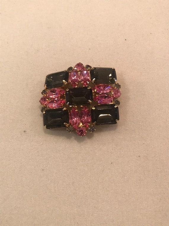 Vintage Smoke and Pink Diamond Rhinestone Pin - image 1