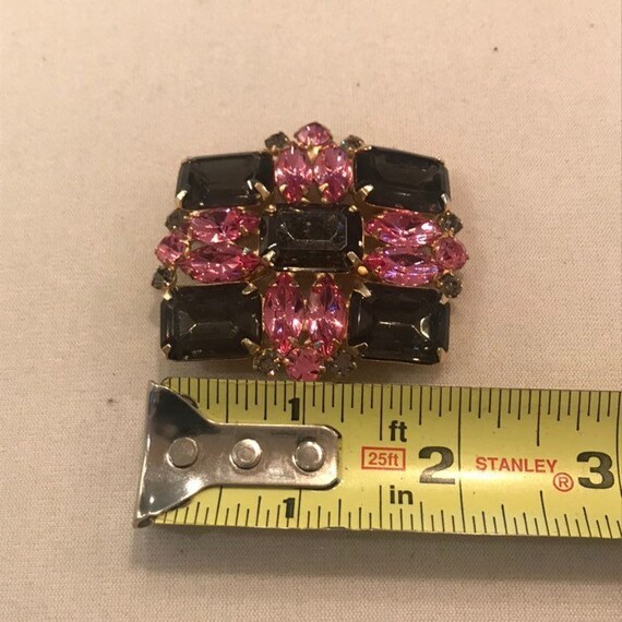 Vintage Smoke and Pink Diamond Rhinestone Pin - image 5