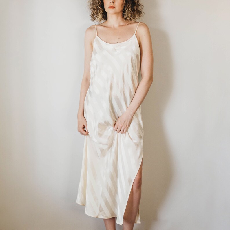 Vintage 90s Victoria/'s Secret Gold Label Faint Salmon Pink Diaganol Striped Slip wAdjustable Straps and Left Leg Thigh Slit