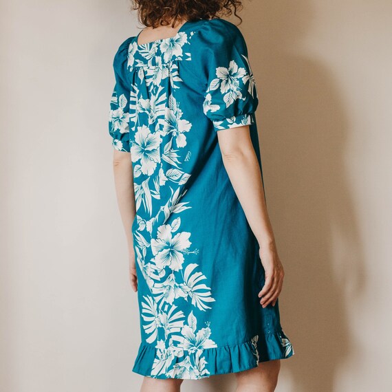 Vintage 70s/80s Turquoise Floral Hawaiian Dress - image 5