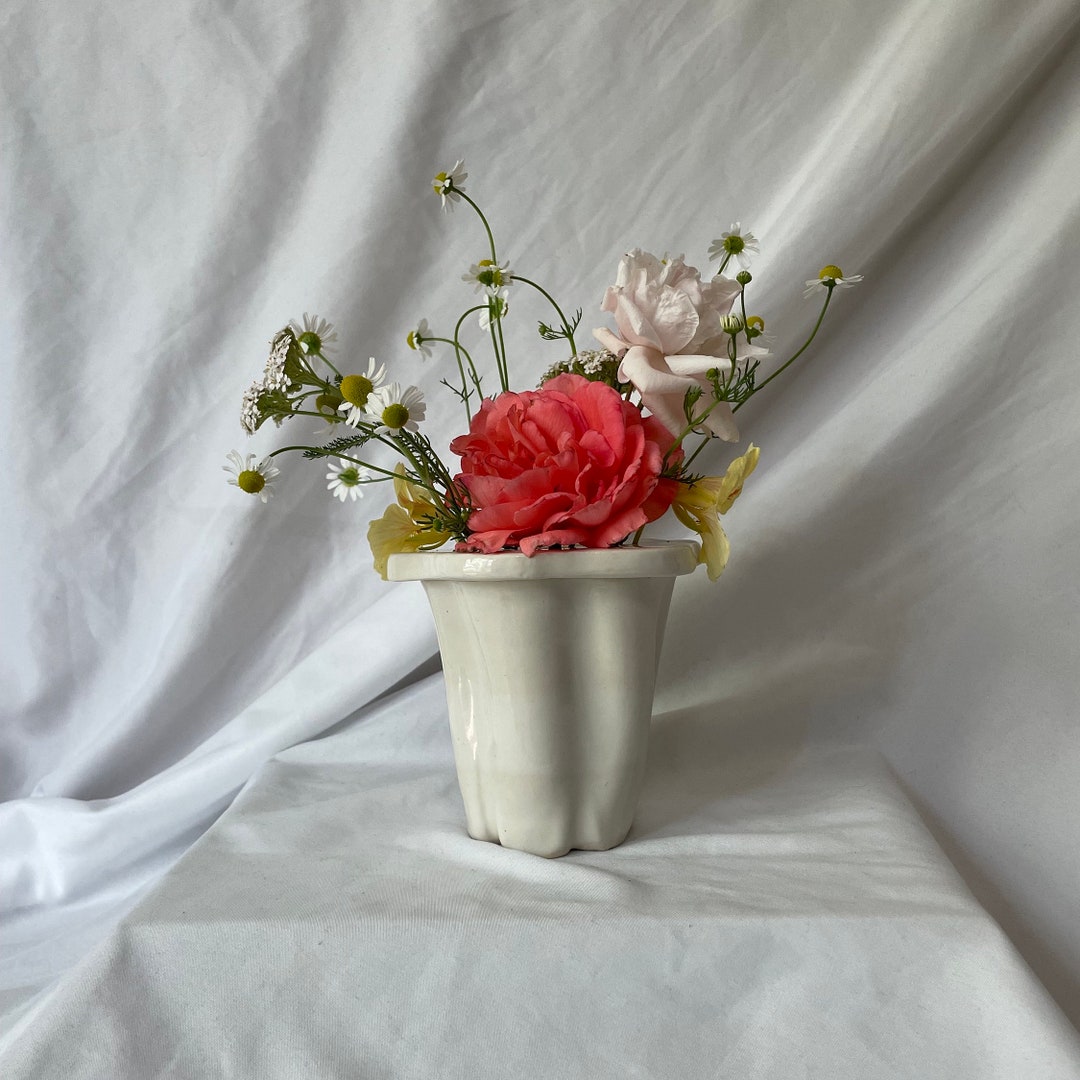 White Flower Frog Vase Etsy