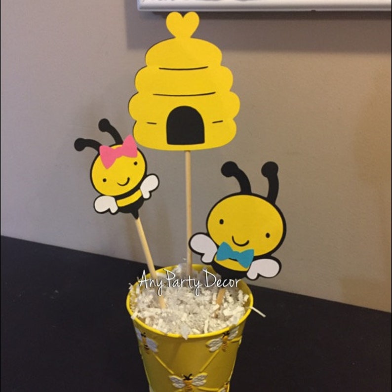 What Will It Bee Centerpiece Gender Reveal Party What Will It Bee