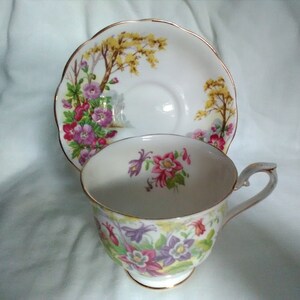 Royal Albert Bone China Columbine teacup and Wild Geranium saucer set