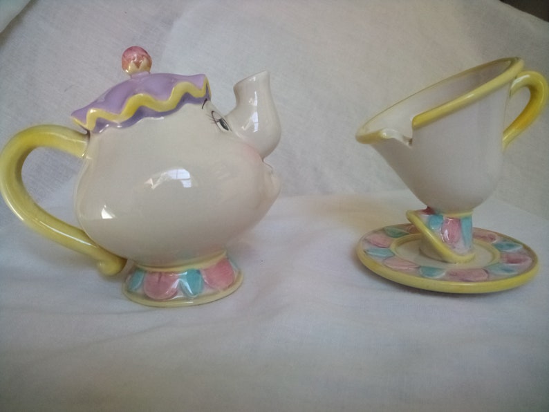Disney Mrs. Potts and Chip Teapot and Cup in Beauty and the Beast Movie