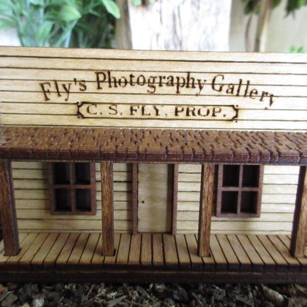 HO Scale 1:87 Tombstone Territory CS Flys Photography Gallery Wyatt Earp, Miniature table game train exhibit