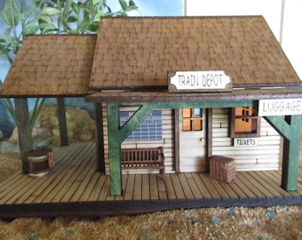 Deposito ferroviario rustico in scala O, modello in miniatura, scala 1:43