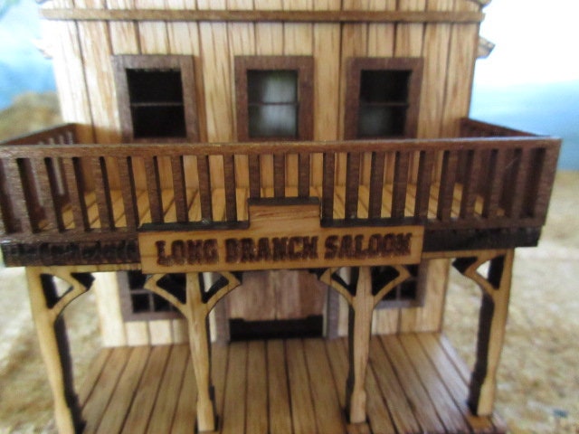 HO Scale 1:87 Long Branch Saloon Miniature Gunsmoke Dodge City